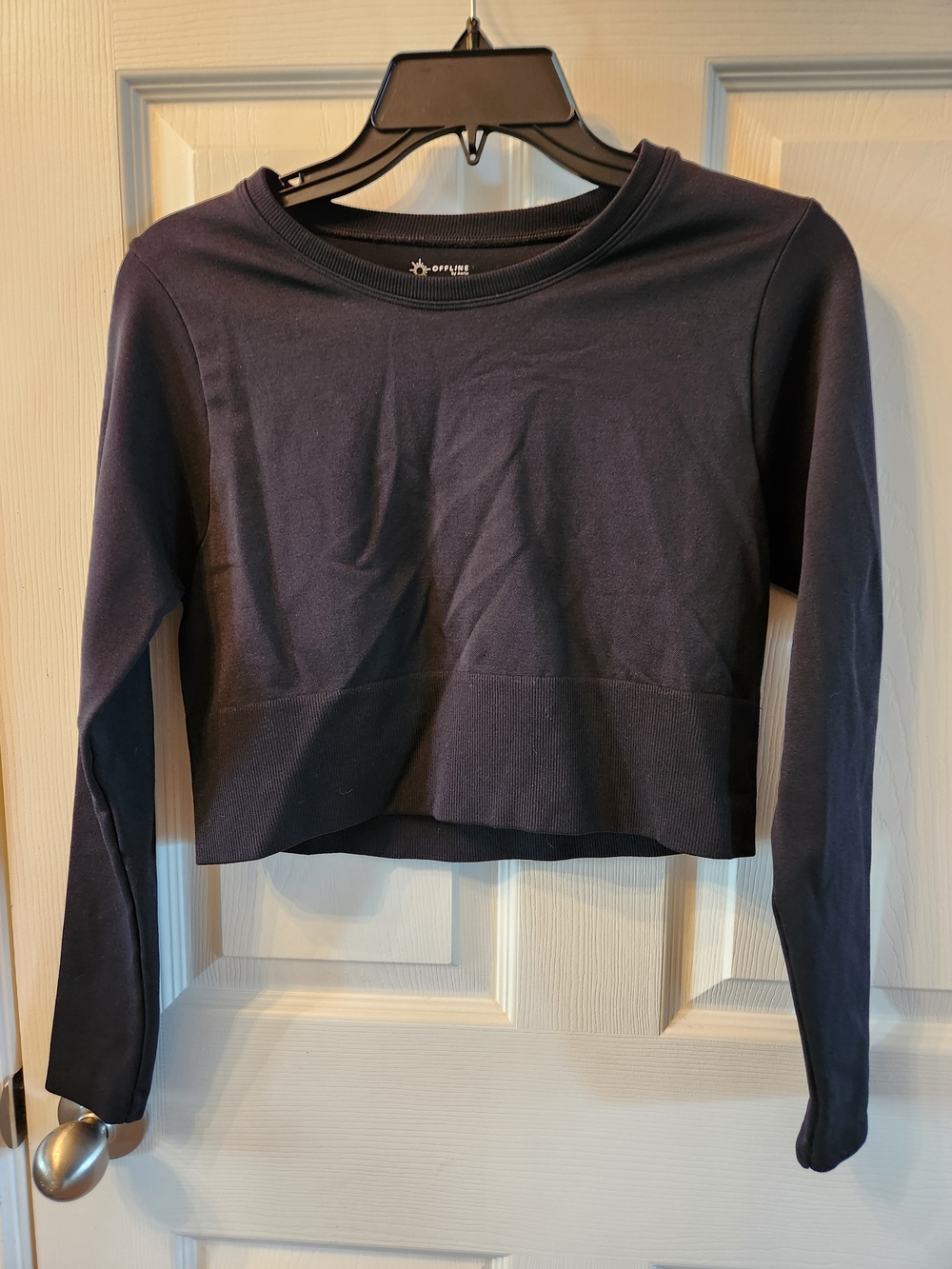 Offline By Aerie Black Long-Sleeve Athletic Cropped Top, Large